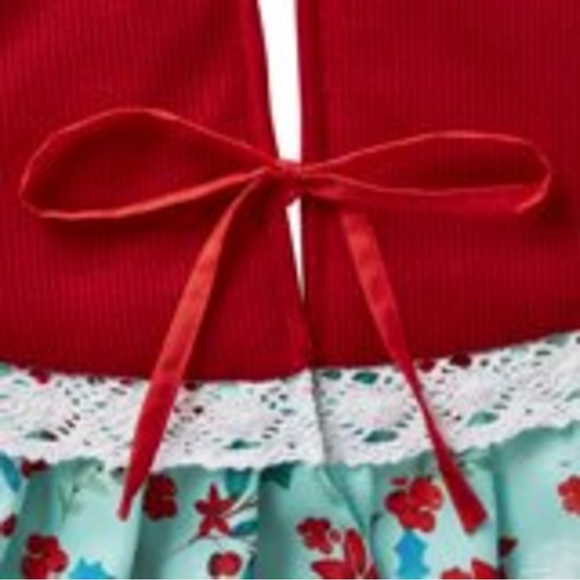 NWT Pioneer Woman Red Knit Polyester Christmas Tree Skirt 48x48 Below $40 Retail - Picture 3 of 5